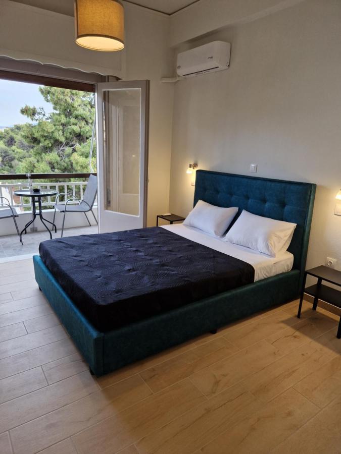 Above Apartments Near The Airport Artemida  Luaran gambar
